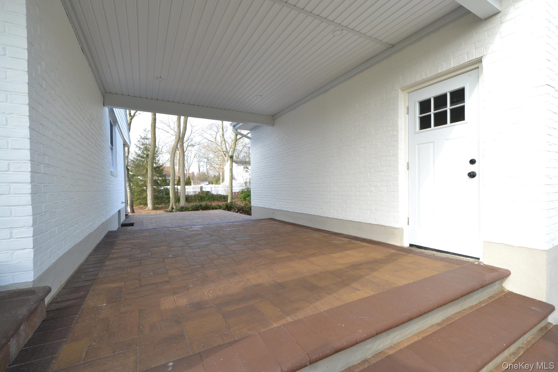 188 Ralph Avenue, Babylon, NY 11702