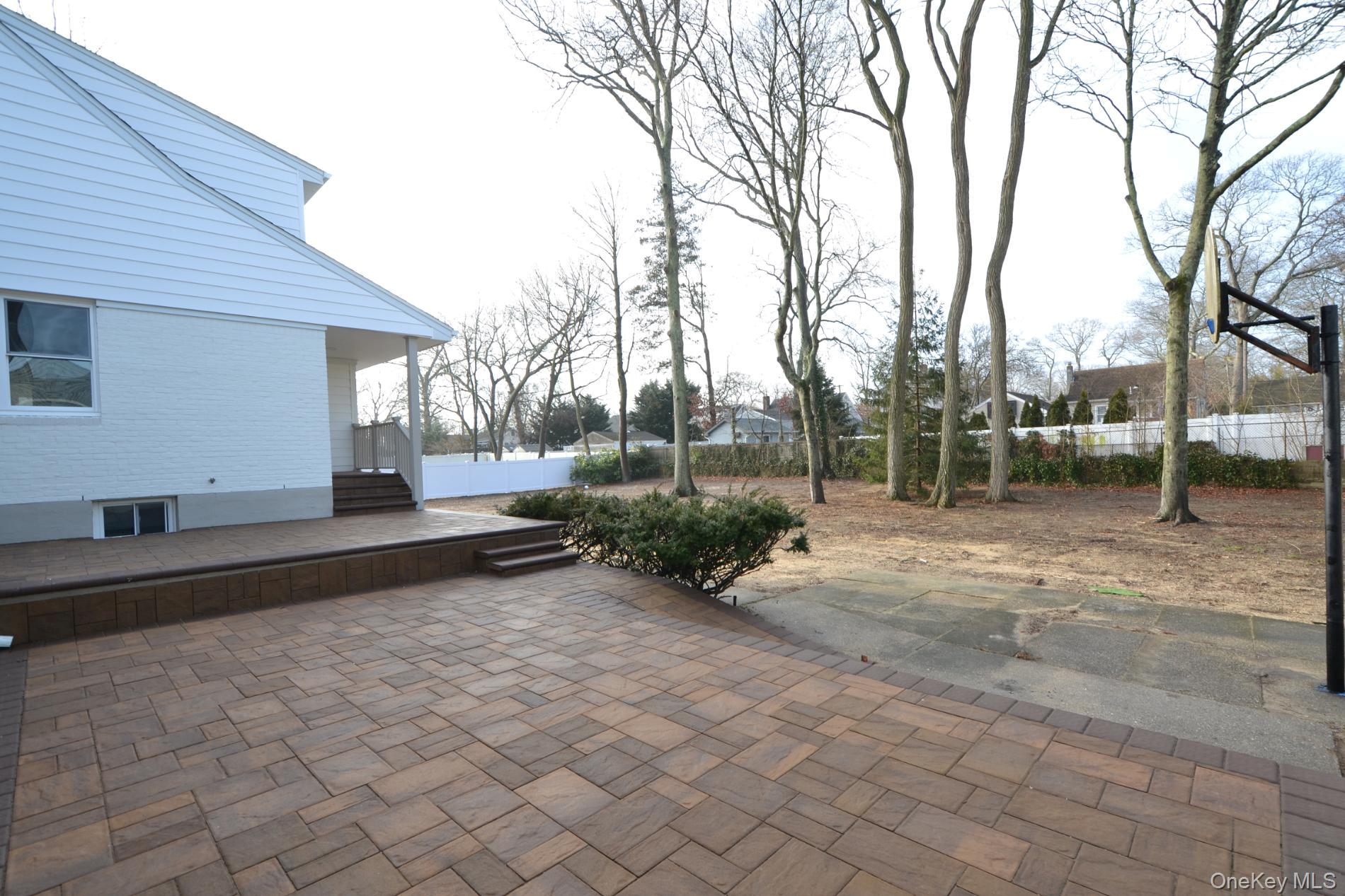 188 Ralph Avenue, Babylon, NY 11702