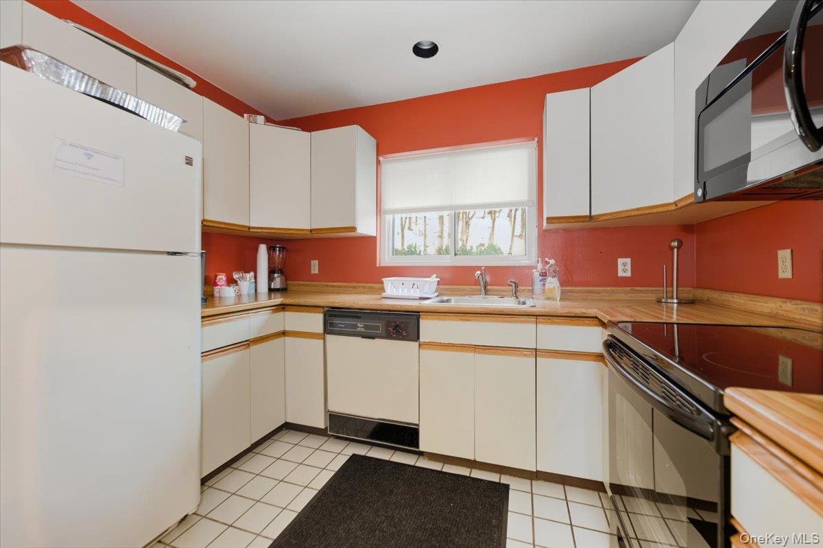 15 Steven Drive # 4, Ossining, NY 10562