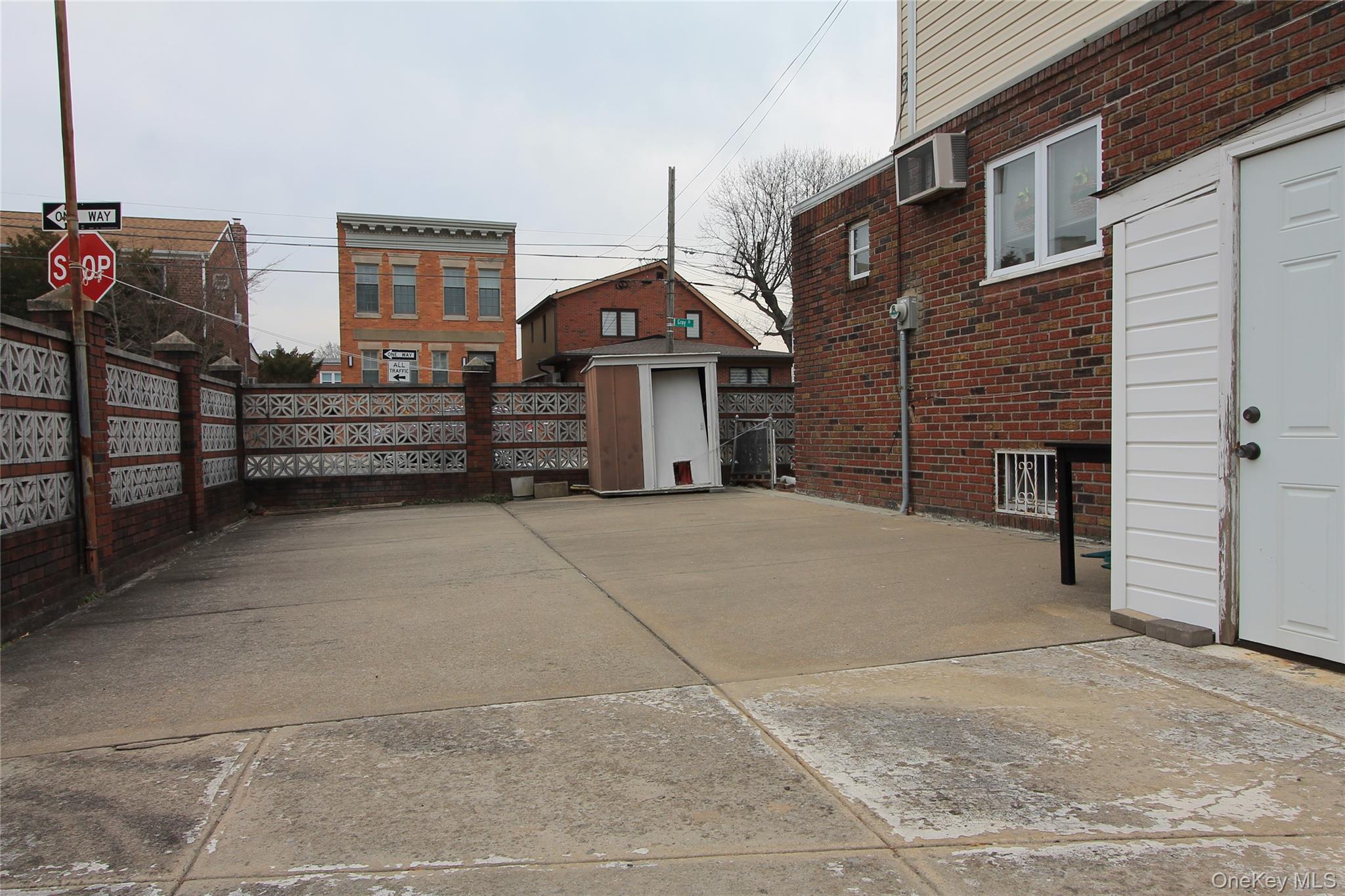 66-41 Gray Street, Middle Village, NY 11379