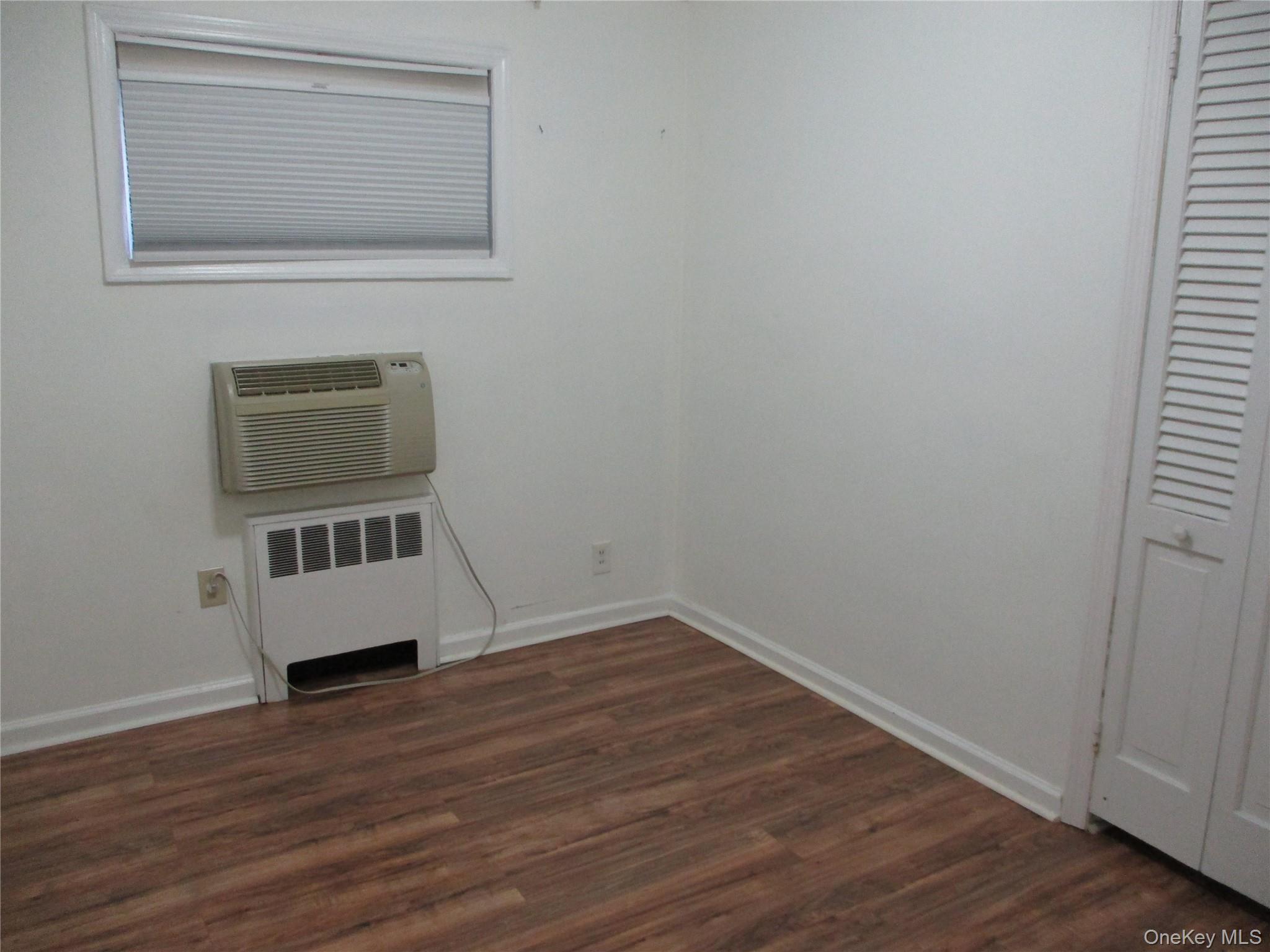 99 N Strathmore Street, North Woodmere, NY 11581