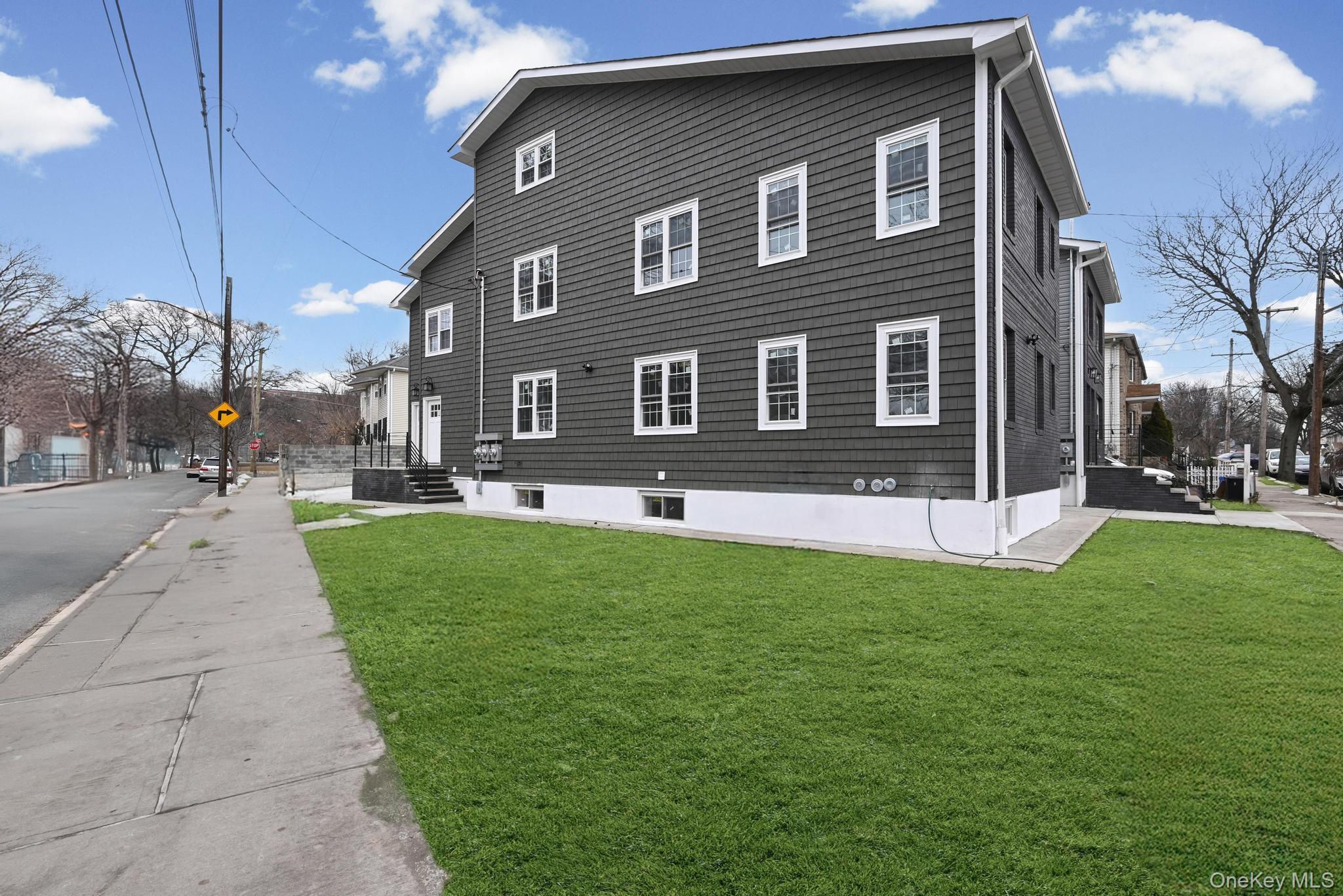 118-11 Lakeview Boulevard, Jamaica, NY 11434