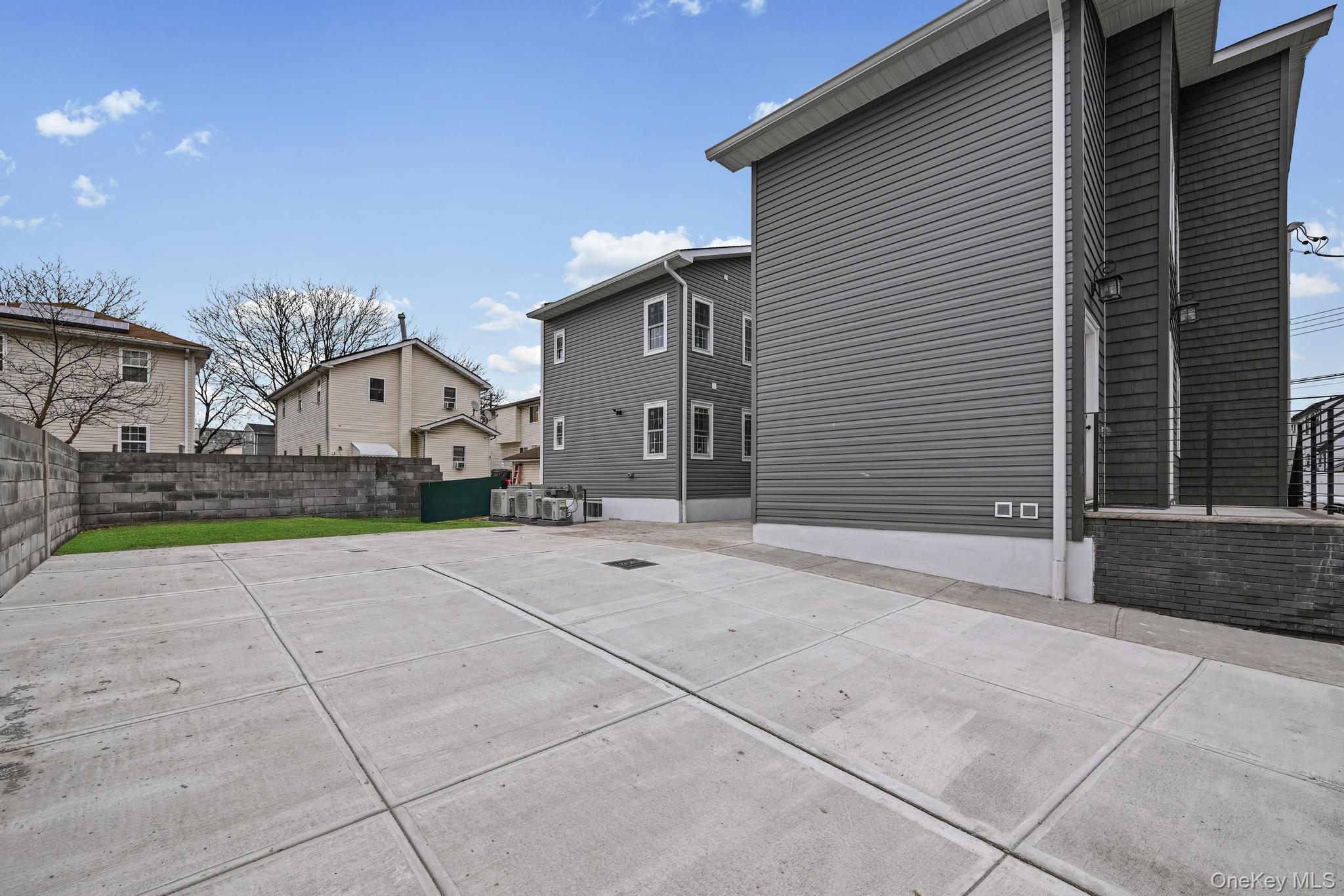 118-11 Lakeview Boulevard, Jamaica, NY 11434