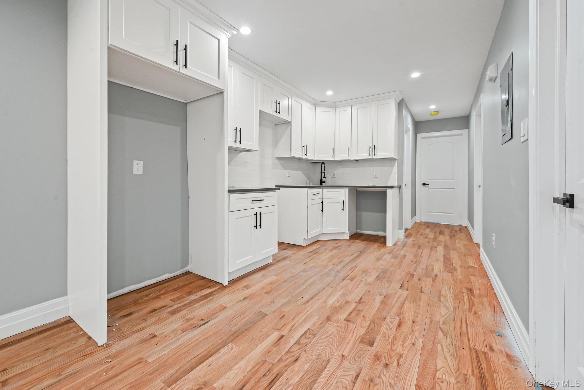 118-11 Lakeview Boulevard, Jamaica, NY 11434