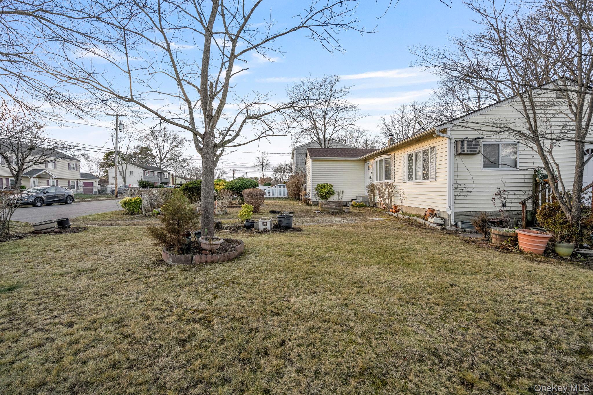 79 Centerwood Street, West Babylon, NY 11704