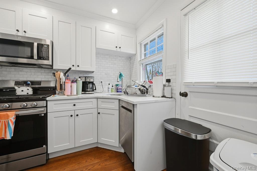 15 School Street, Port Washington, NY 11050