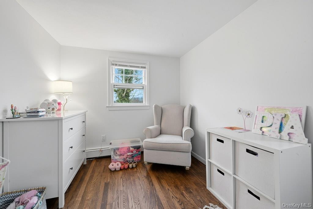 15 School Street, Port Washington, NY 11050