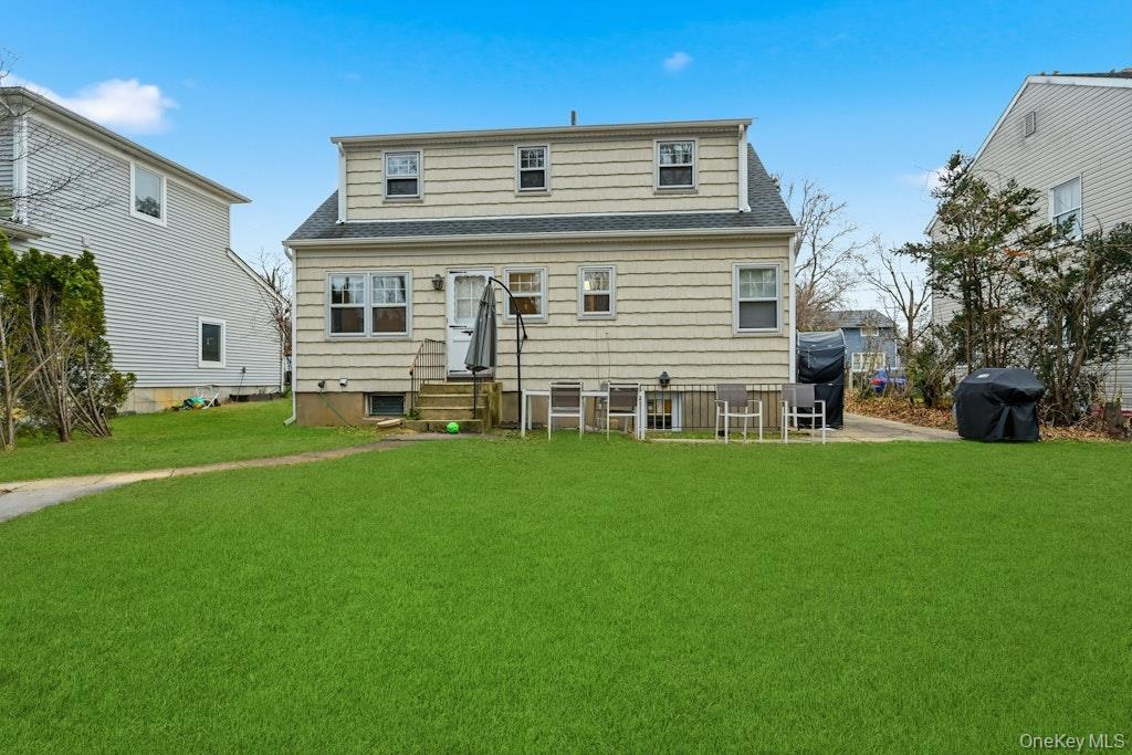 15 School Street, Port Washington, NY 11050