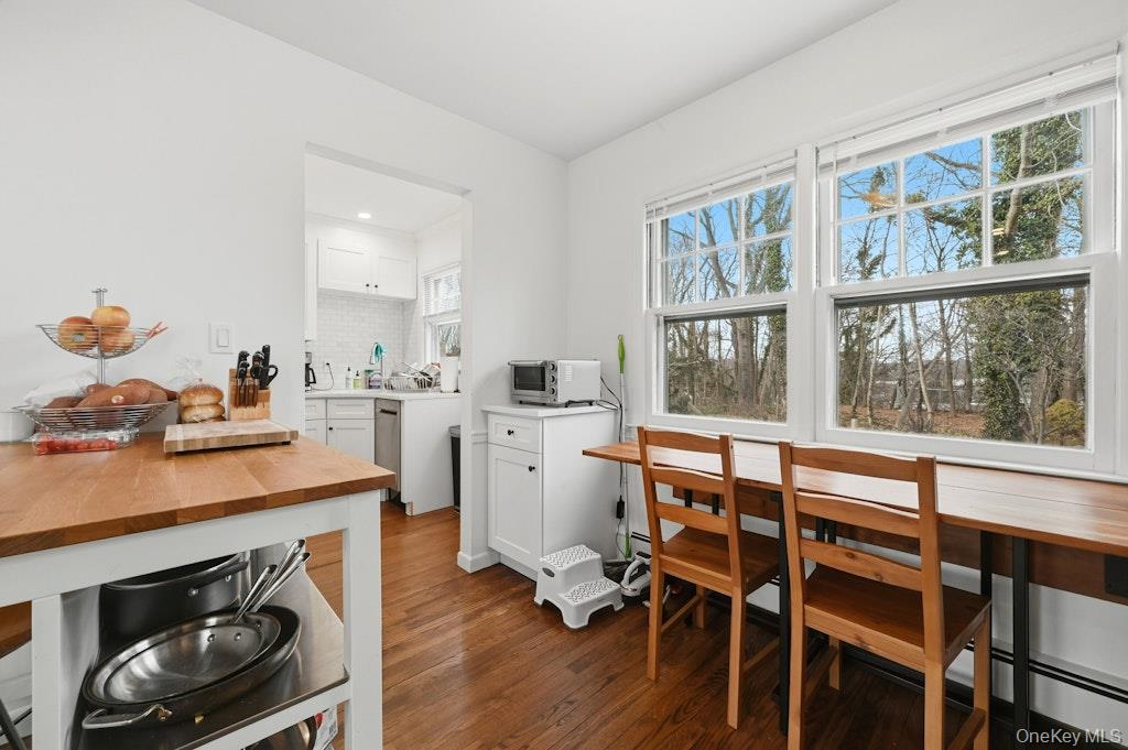 15 School Street, Port Washington, NY 11050