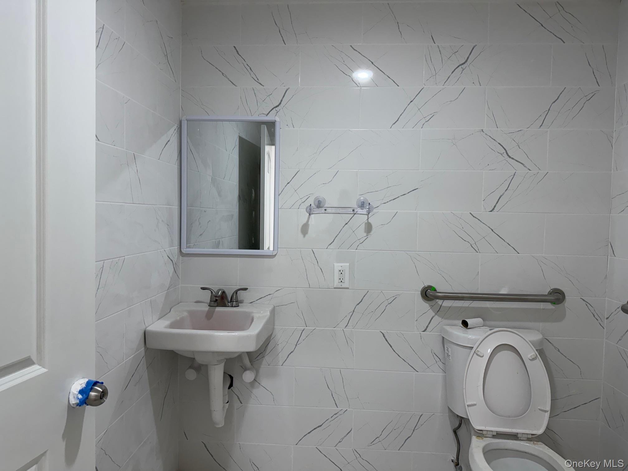 4719 Junction Boulevard, Corona, NY 11368