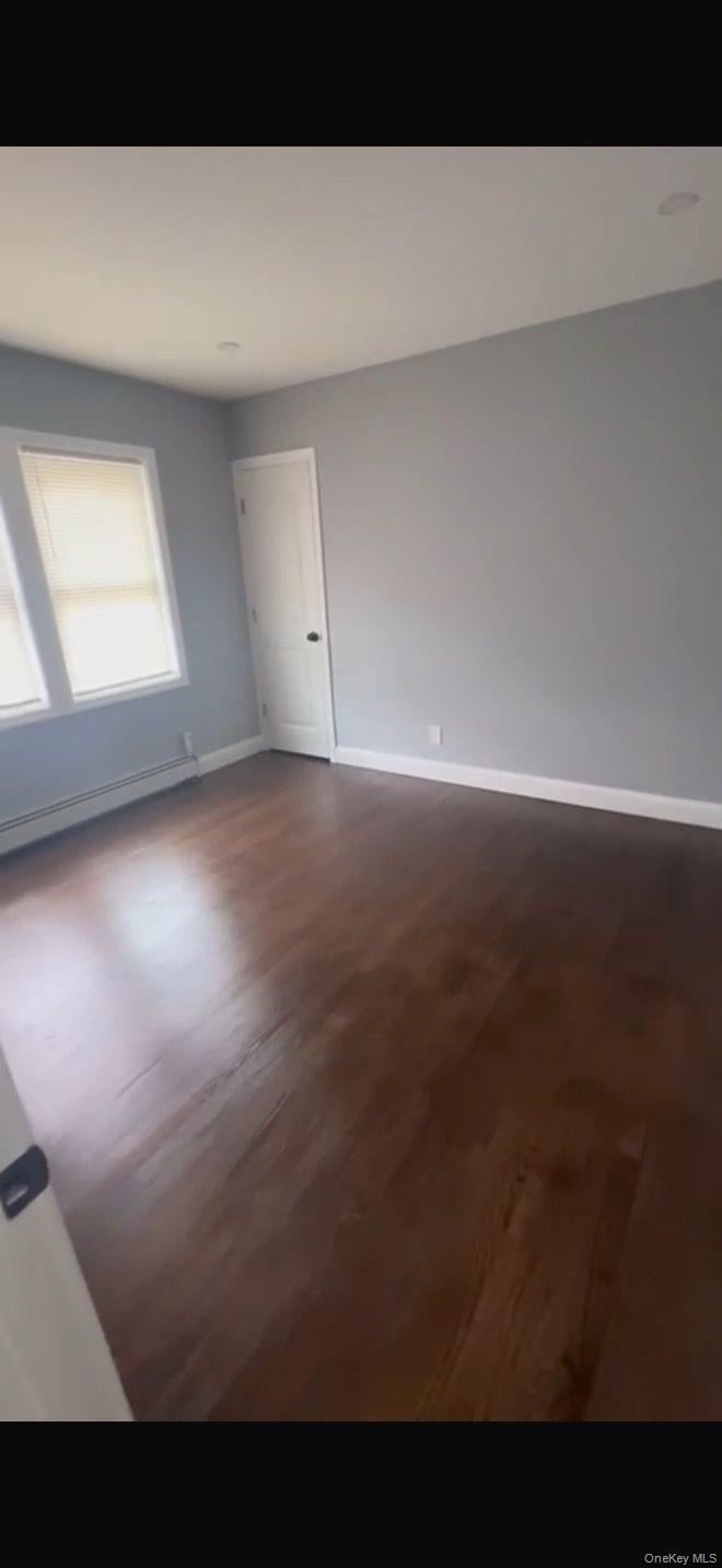 27 Brook Avenue, Bay Shore, NY 11706