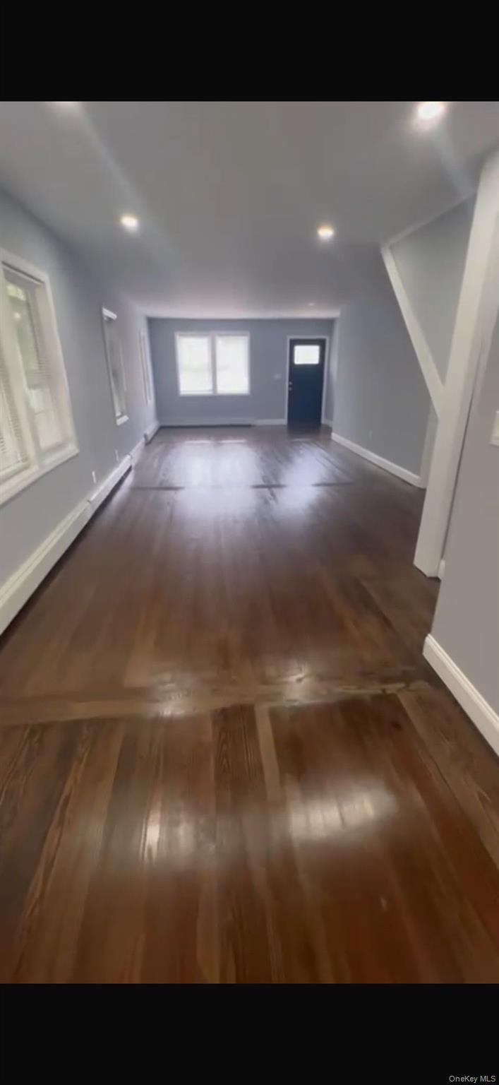 27 Brook Avenue, Bay Shore, NY 11706