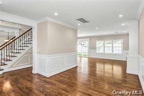 9 Briggs Street, Hicksville, NY 11801