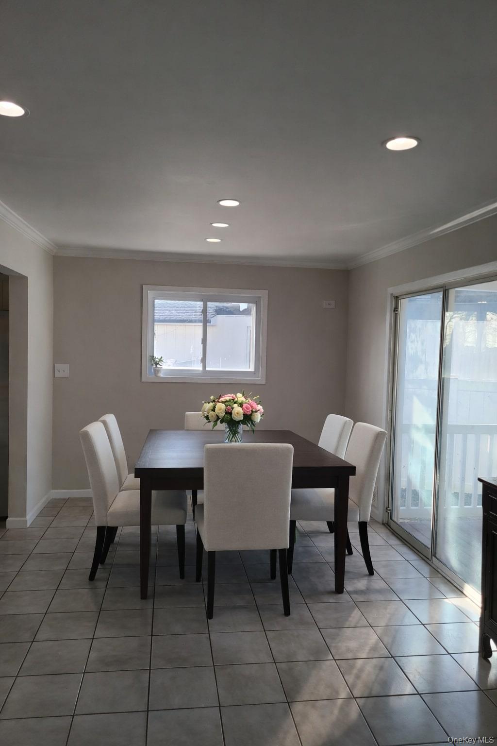 50 Ann Drive E, Freeport, NY 11520