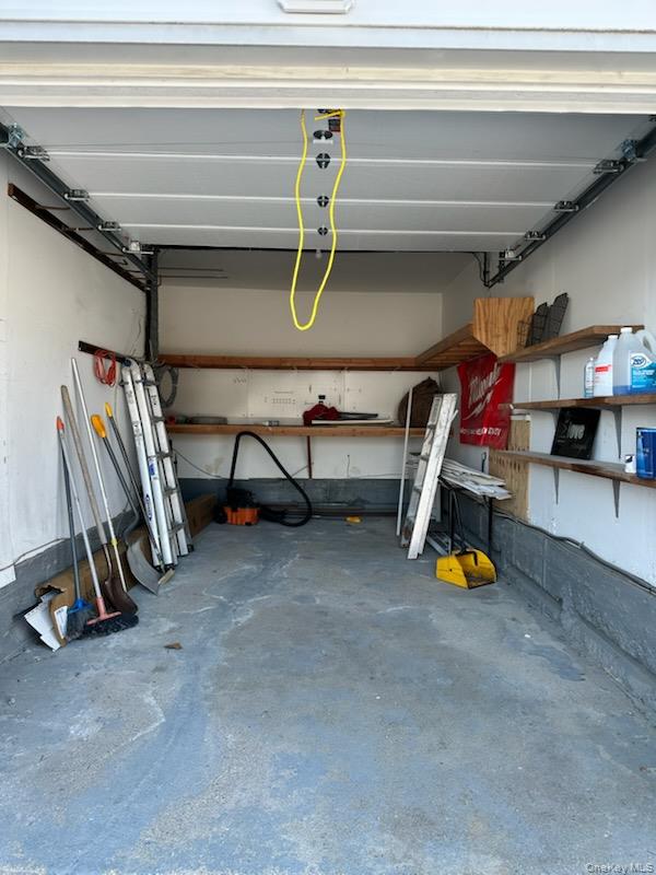 50 Ann Drive E, Freeport, NY 11520