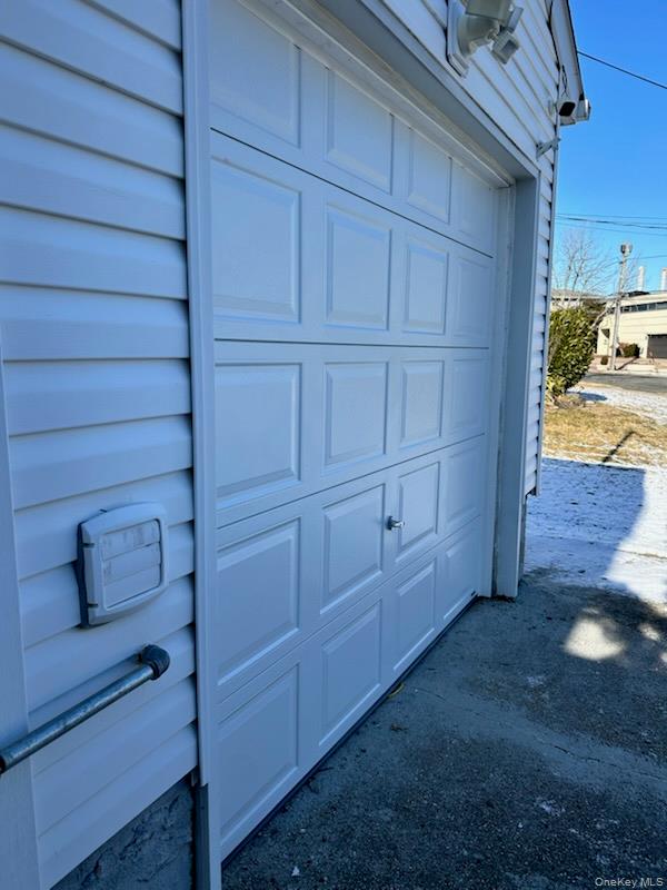 50 Ann Drive E, Freeport, NY 11520