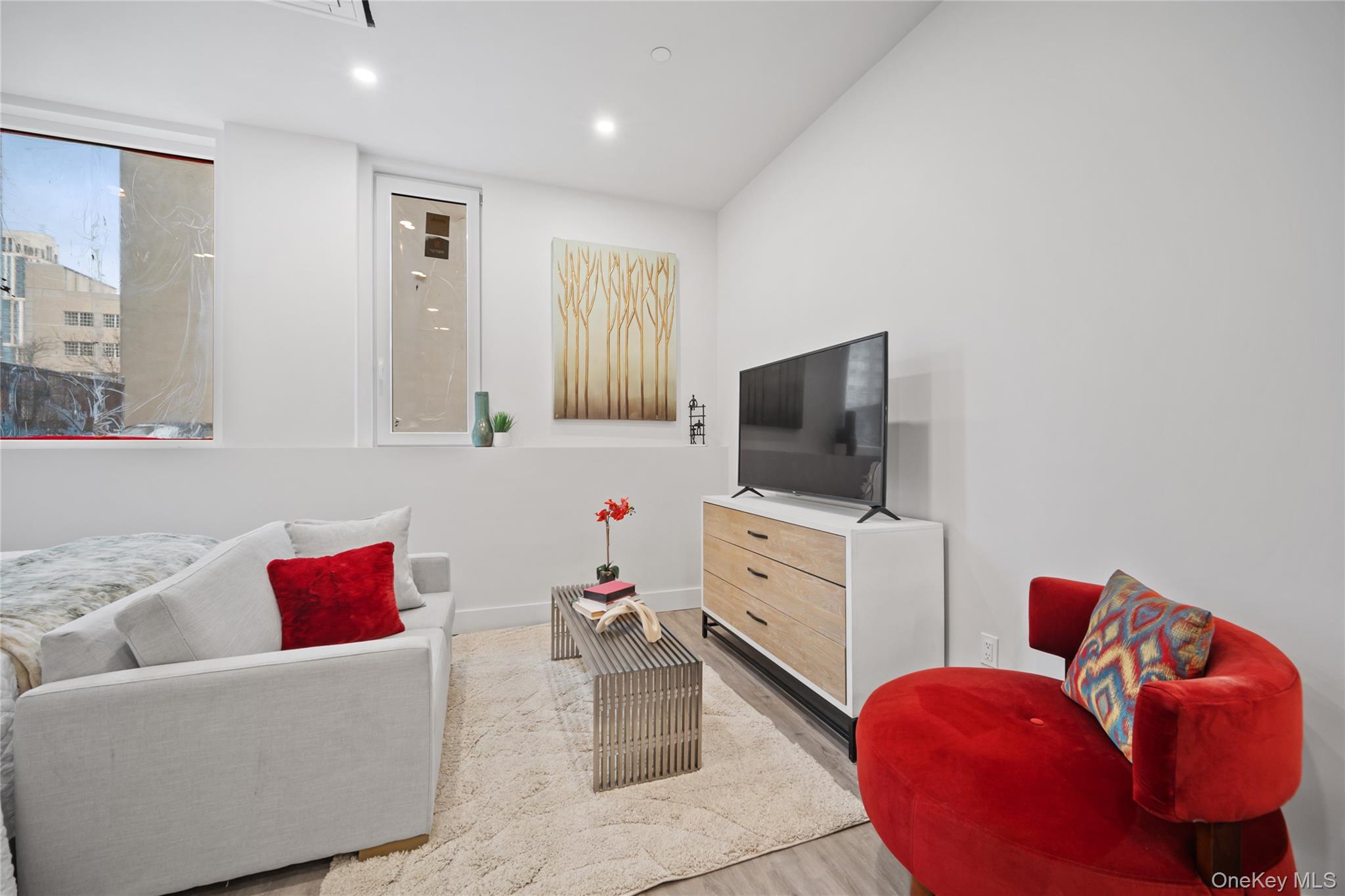 40 Westchester Place # 105, New Rochelle, NY 10801