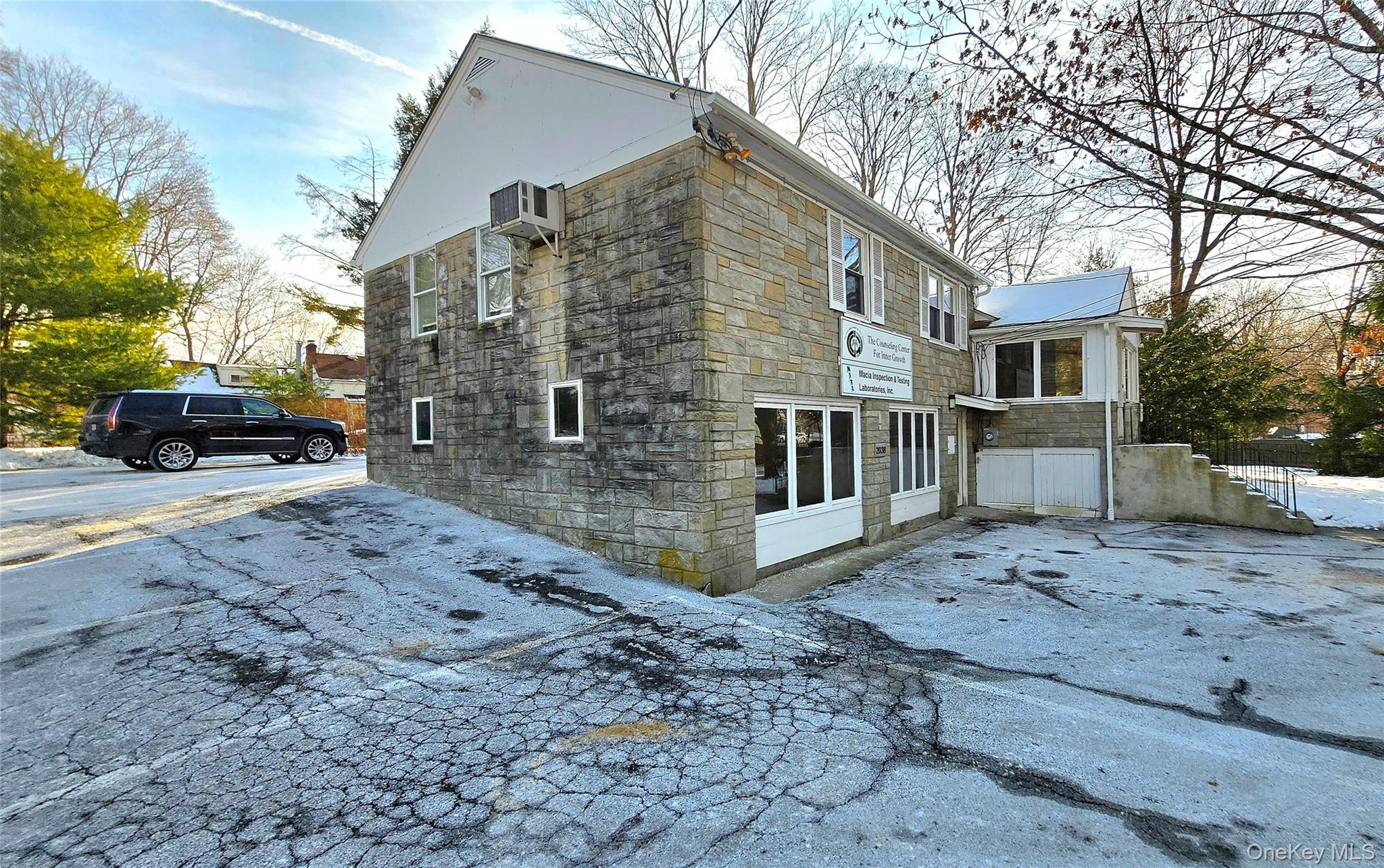 2038 New Hackensack Road # 3, Poughkeepsie, NY 12603