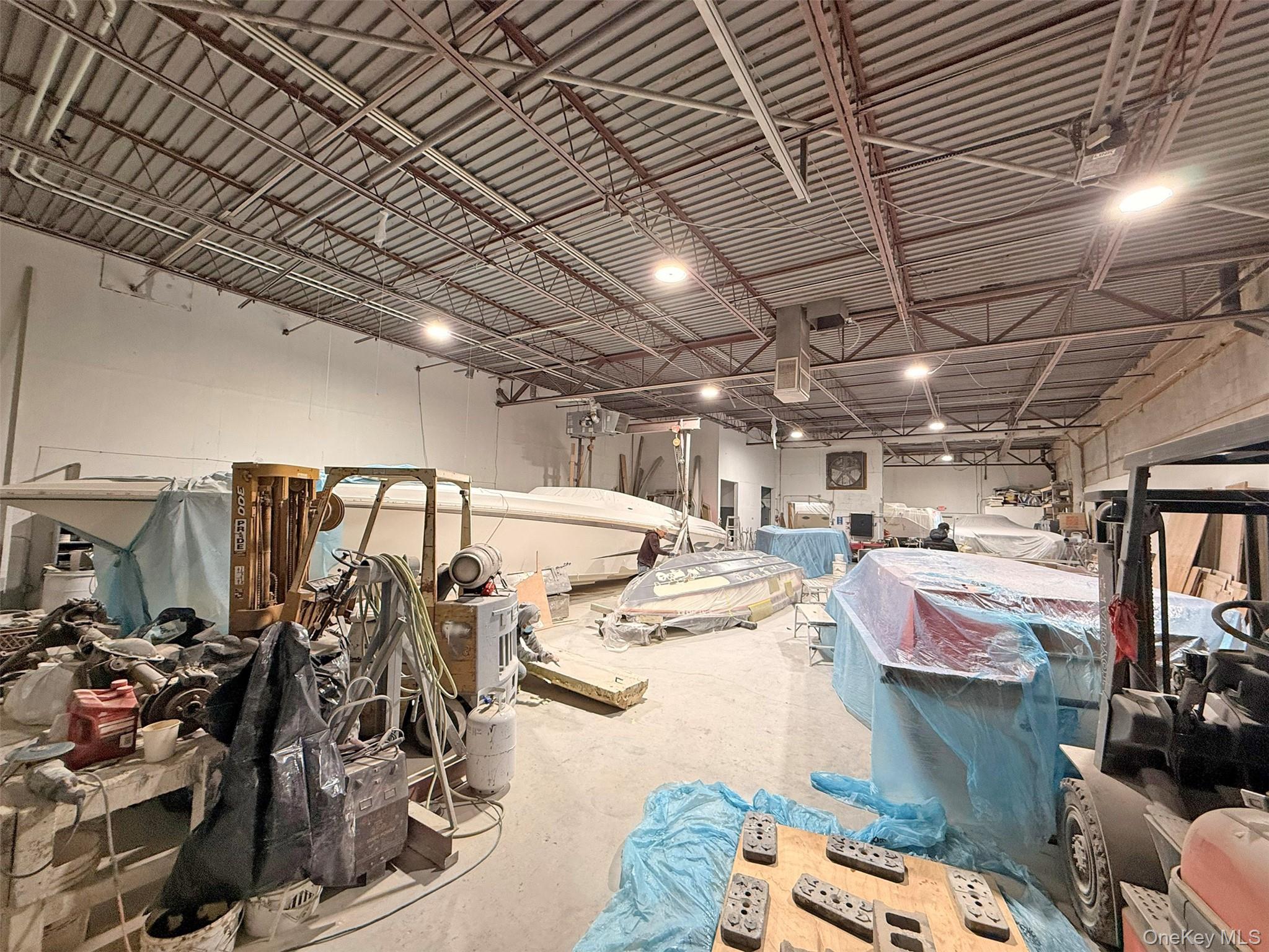 75 E Jefryn Boulevard, Deer Park, NY 11729