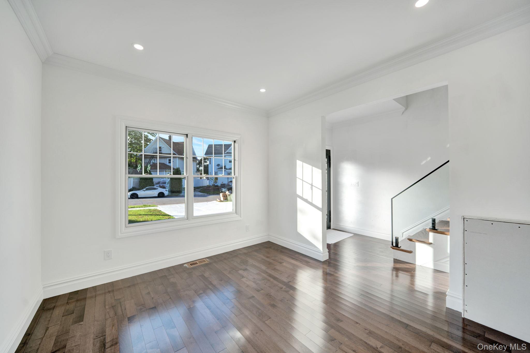 47 E. Cherry Street, Hicksville, NY 11801