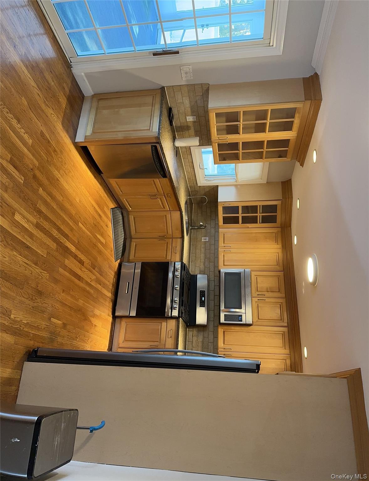 75 Cornwell Avenue, Williston Park, NY 11596