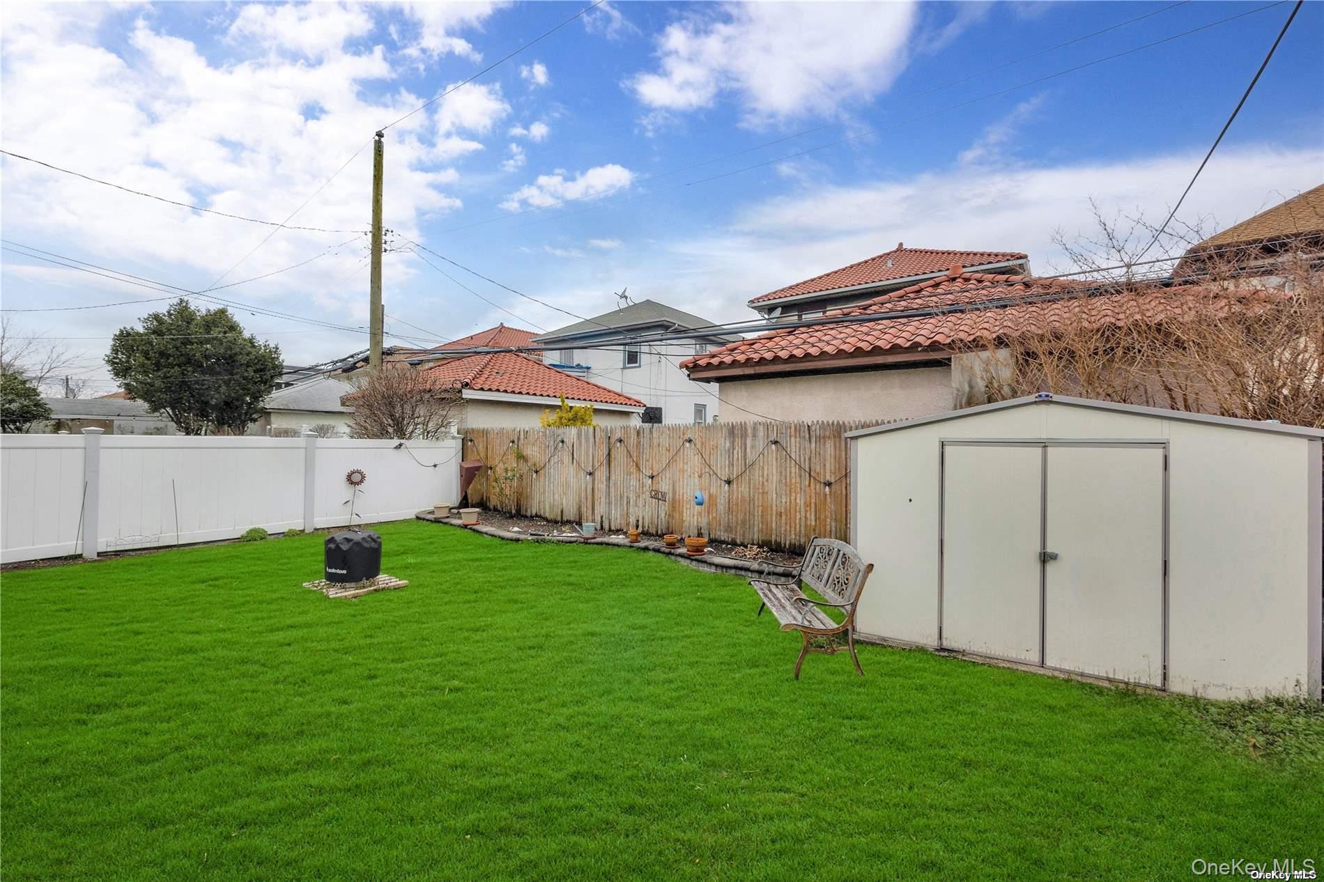 245 W Chester Street W, Long Beach, NY 11561