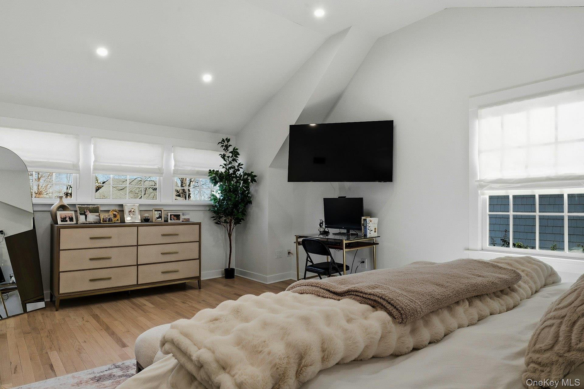 47 Birch Street, Port Washington, NY 11050