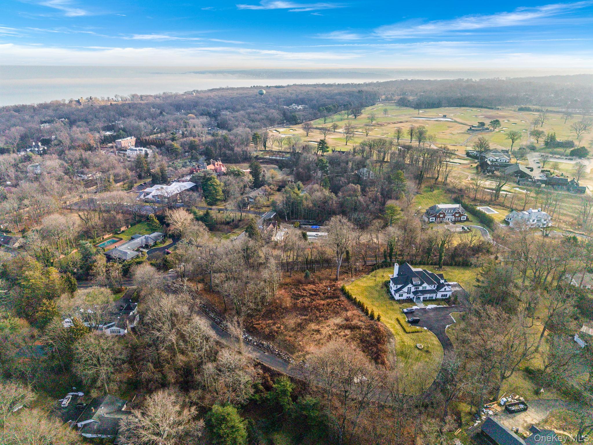 36 Cow Neck Road, Sands Point, NY 11050