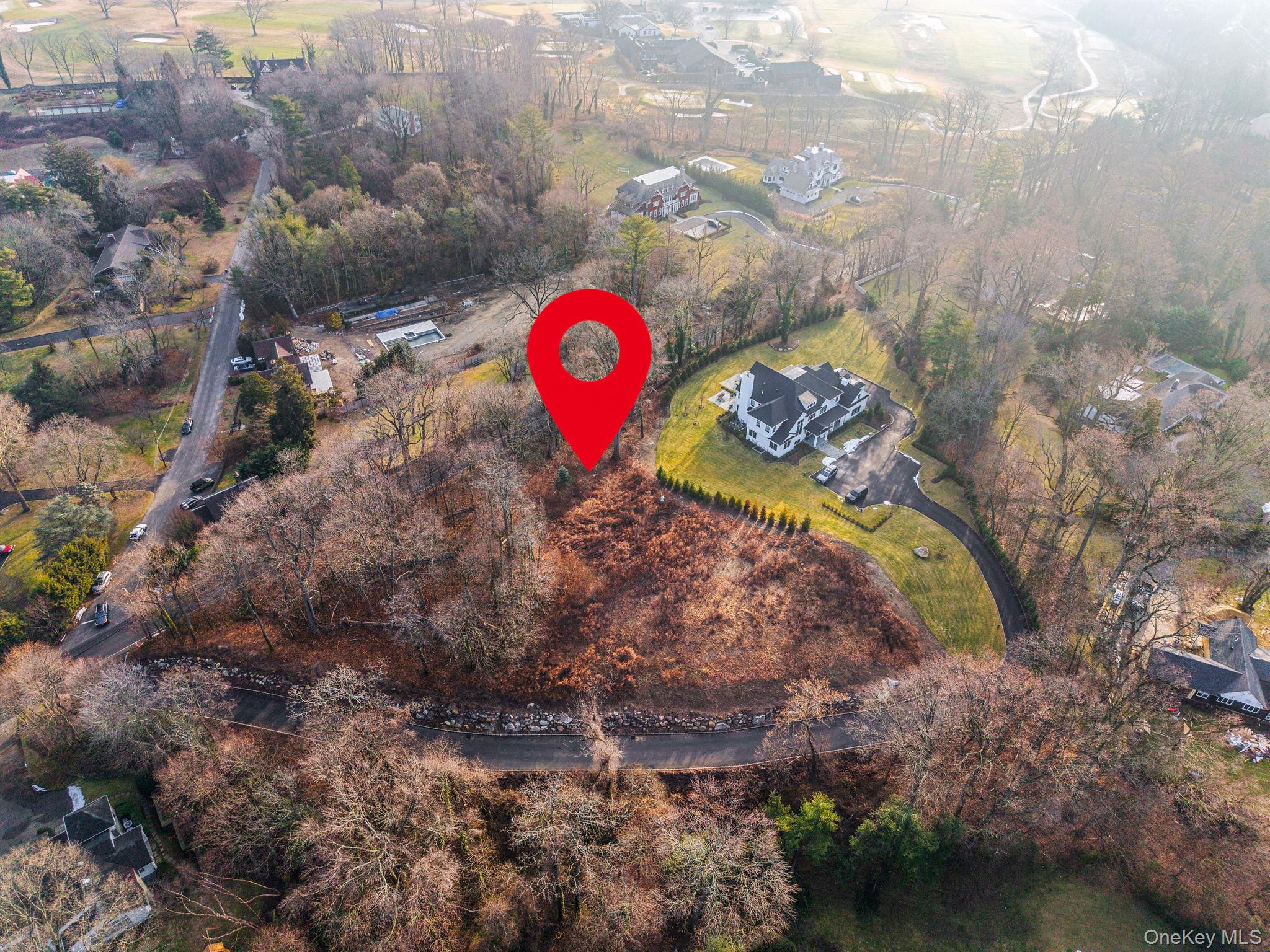 36 Cow Neck Road, Sands Point, NY 11050