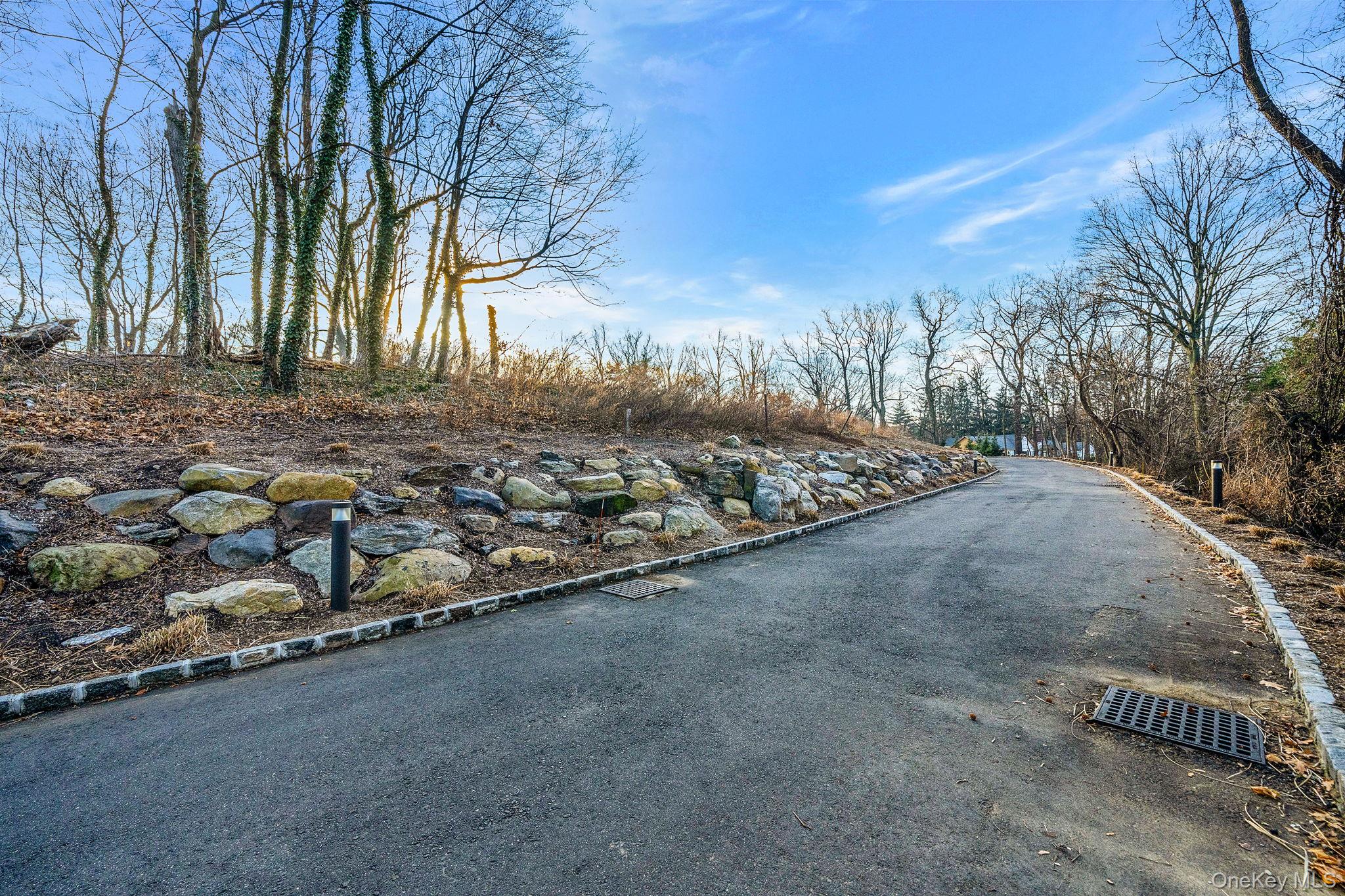 36 Cow Neck Road, Sands Point, NY 11050