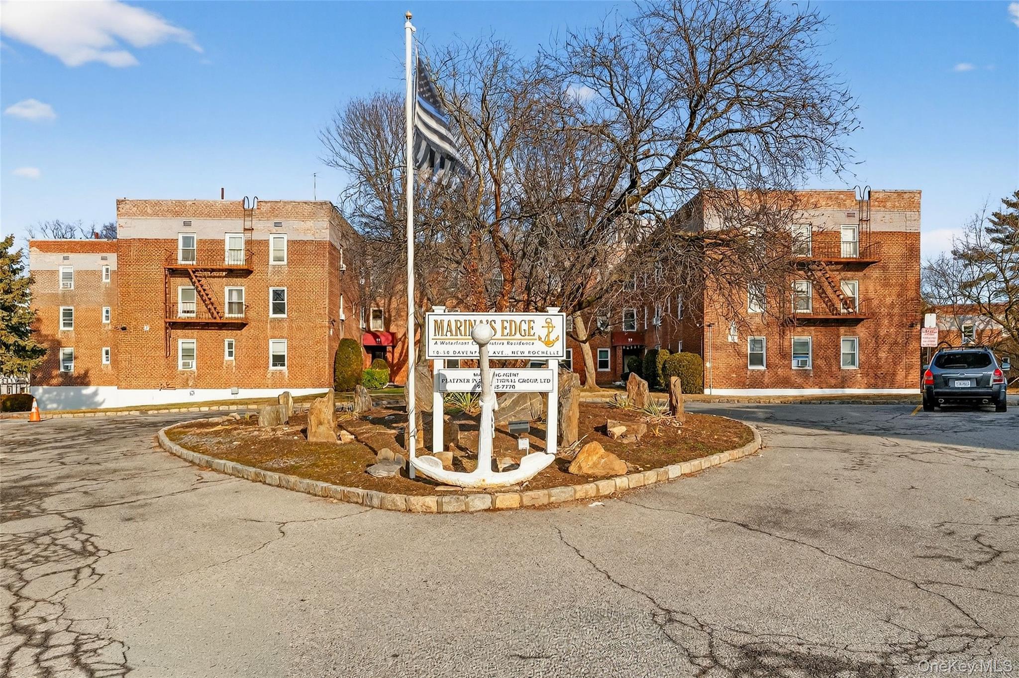 10 Davenport Avenue # 1F, New Rochelle, NY 10805