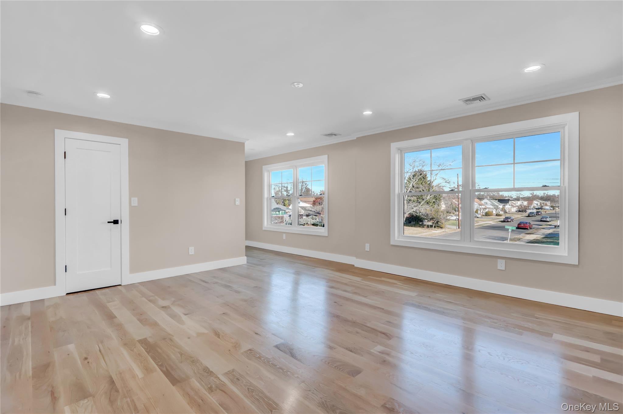 12 Dahlia Lane, Wantagh, NY 11793