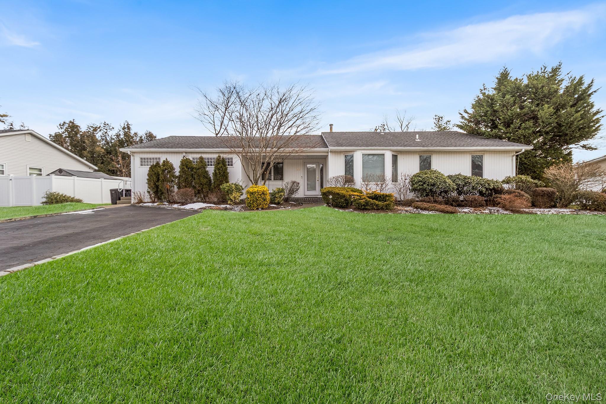 49 Fairfield Drive, Dix Hills, NY 11746