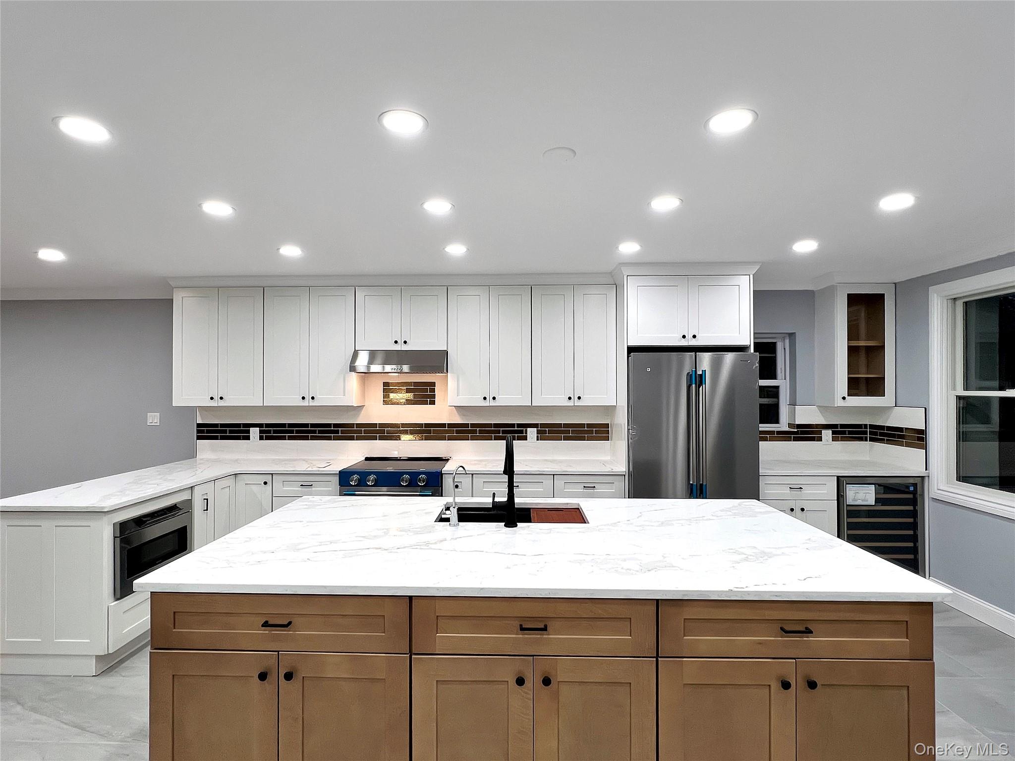 1020 Stewart Avenue, Bethpage, NY 11714