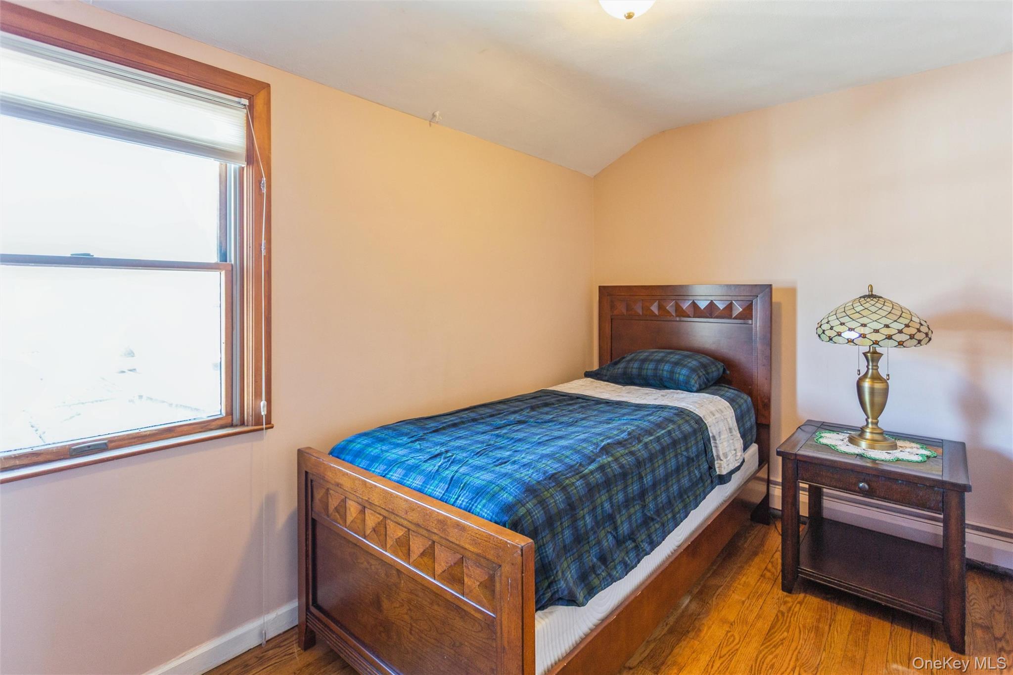 73 Parma Road, Island Park, NY 11558