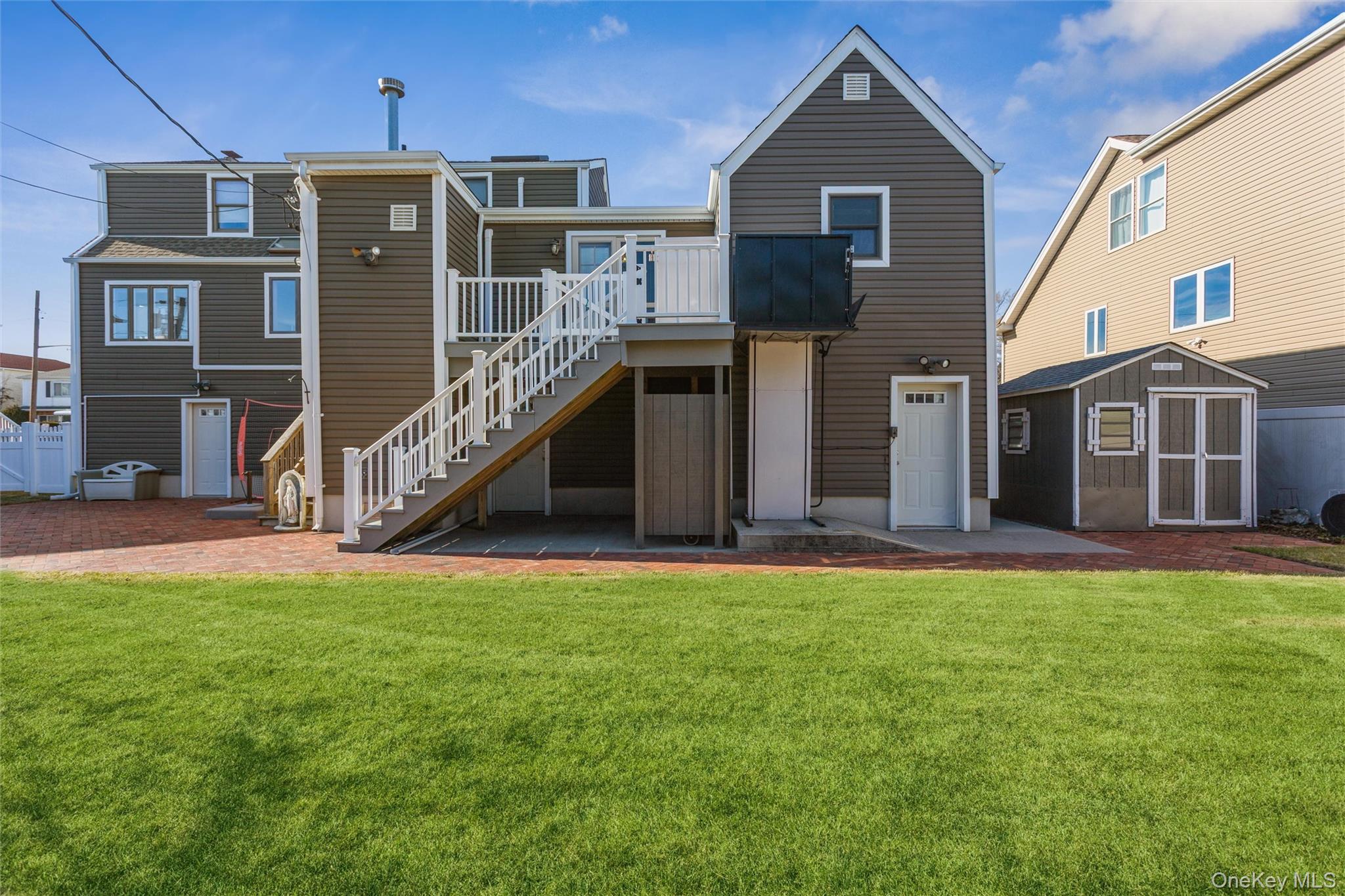 73 Parma Road, Island Park, NY 11558