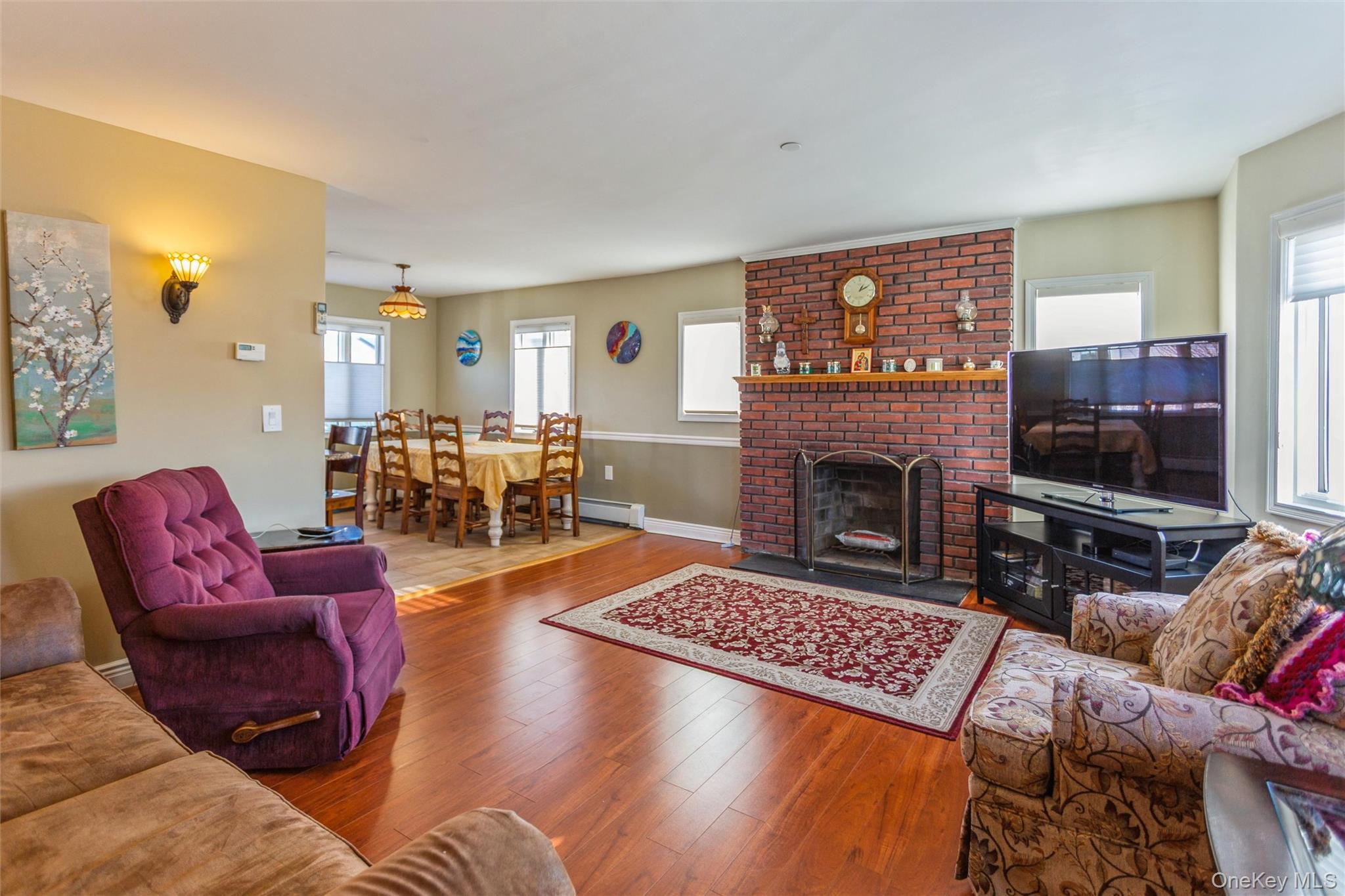 73 Parma Road, Island Park, NY 11558