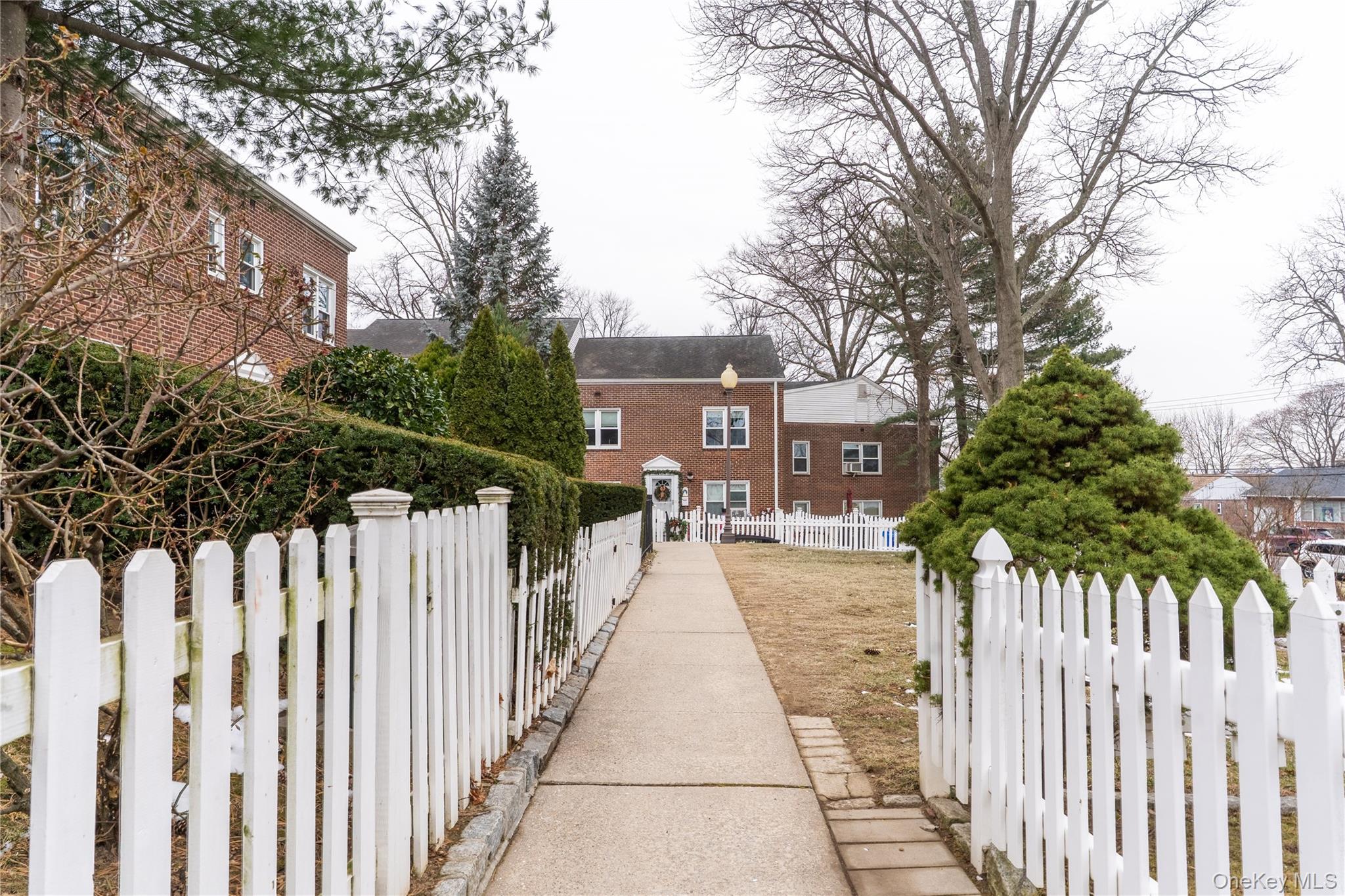 135 Hilltop Acres # 135, Yonkers, NY 10704