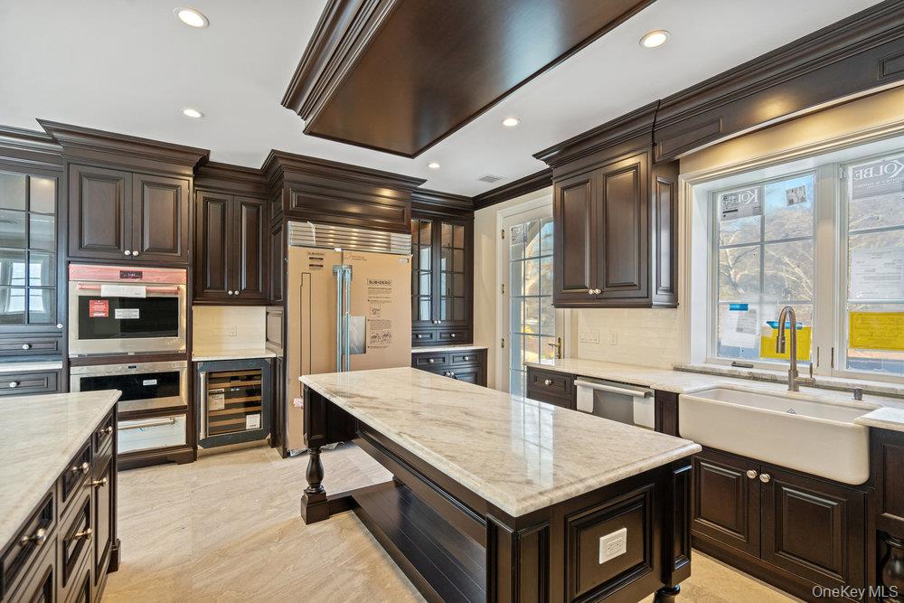 89 Mill River Road, Upper Brookville, NY 11771