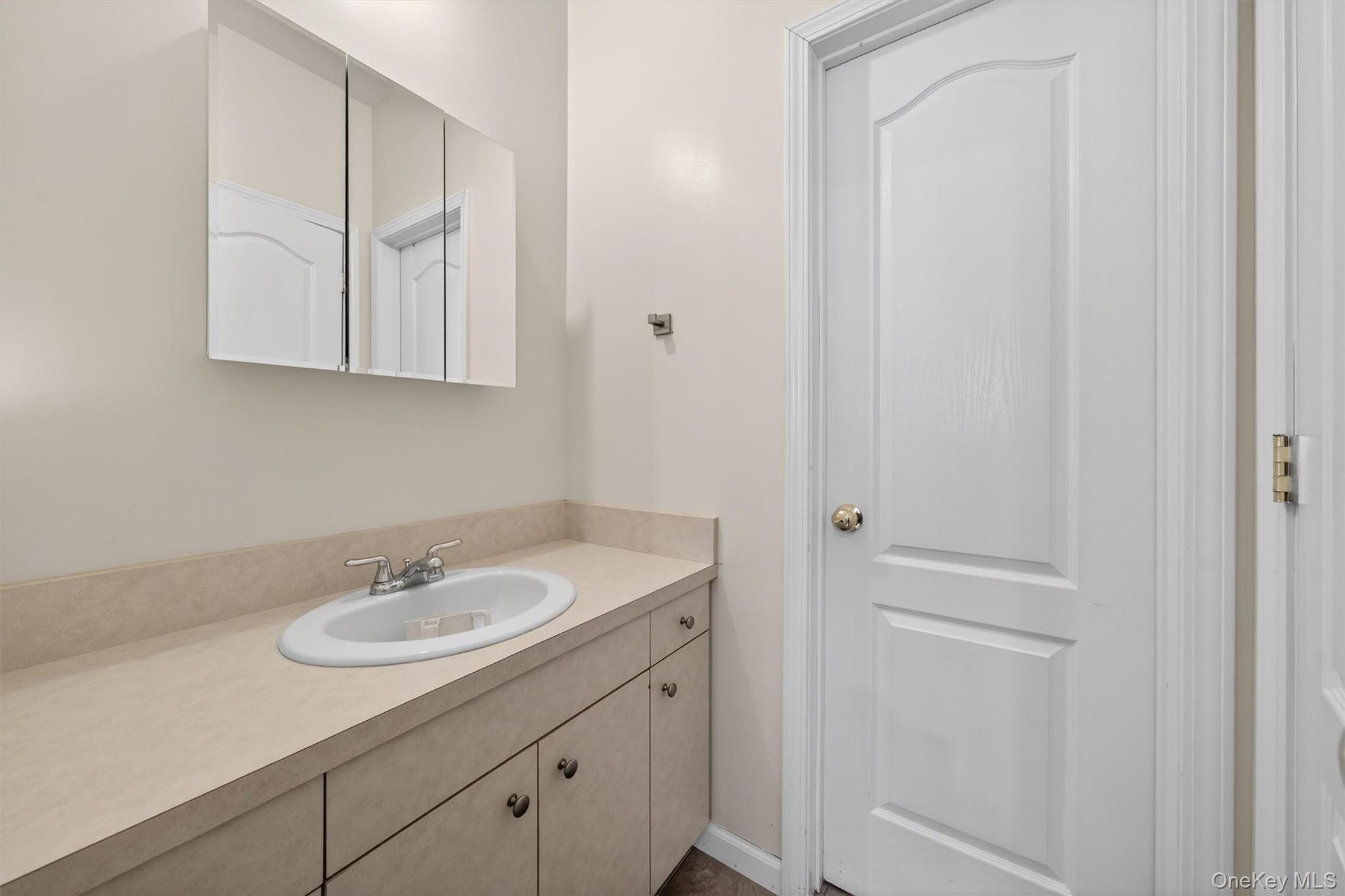 10 Lemberg Court # 401, Monroe, NY 10950