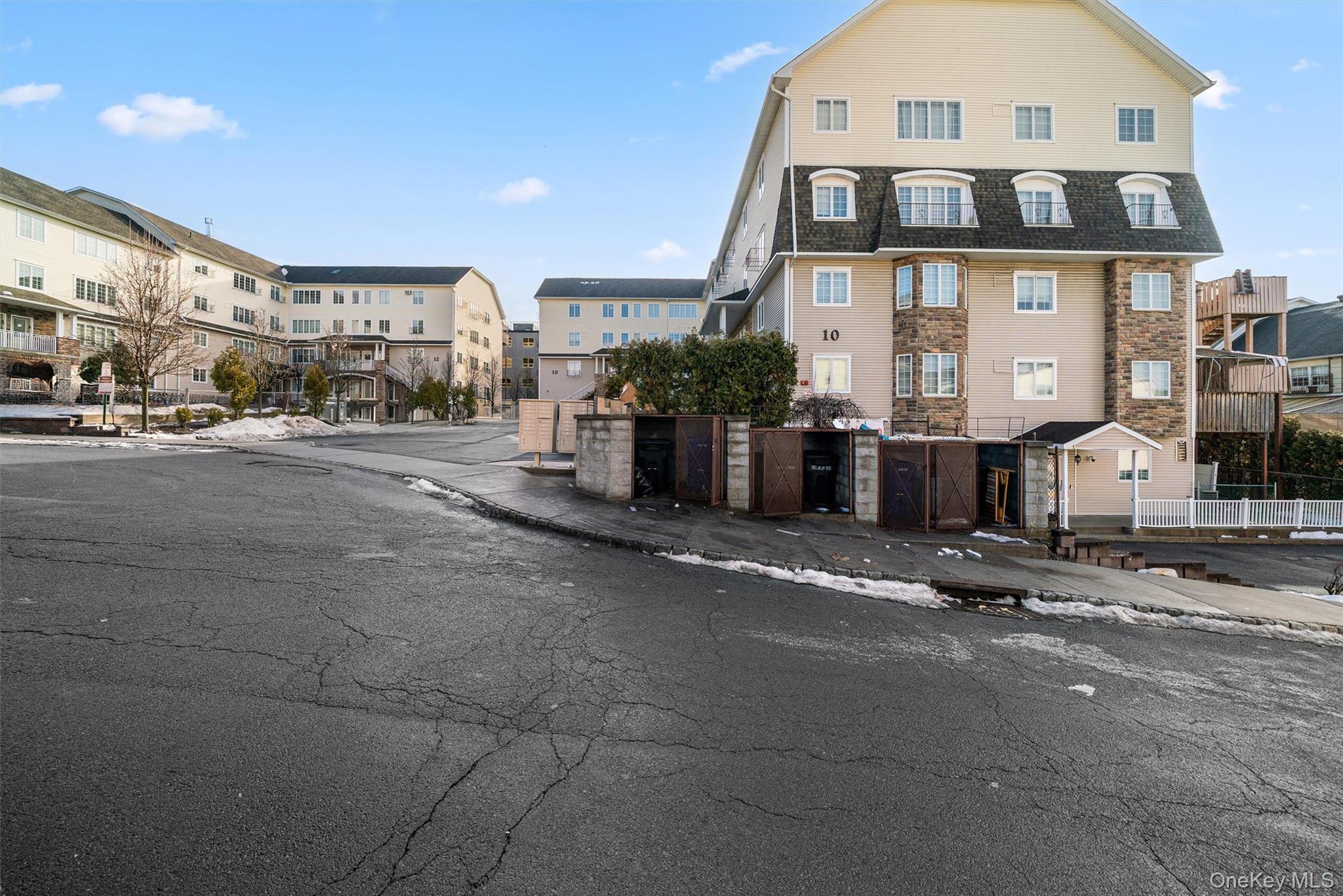 10 Lemberg Court # 401, Monroe, NY 10950