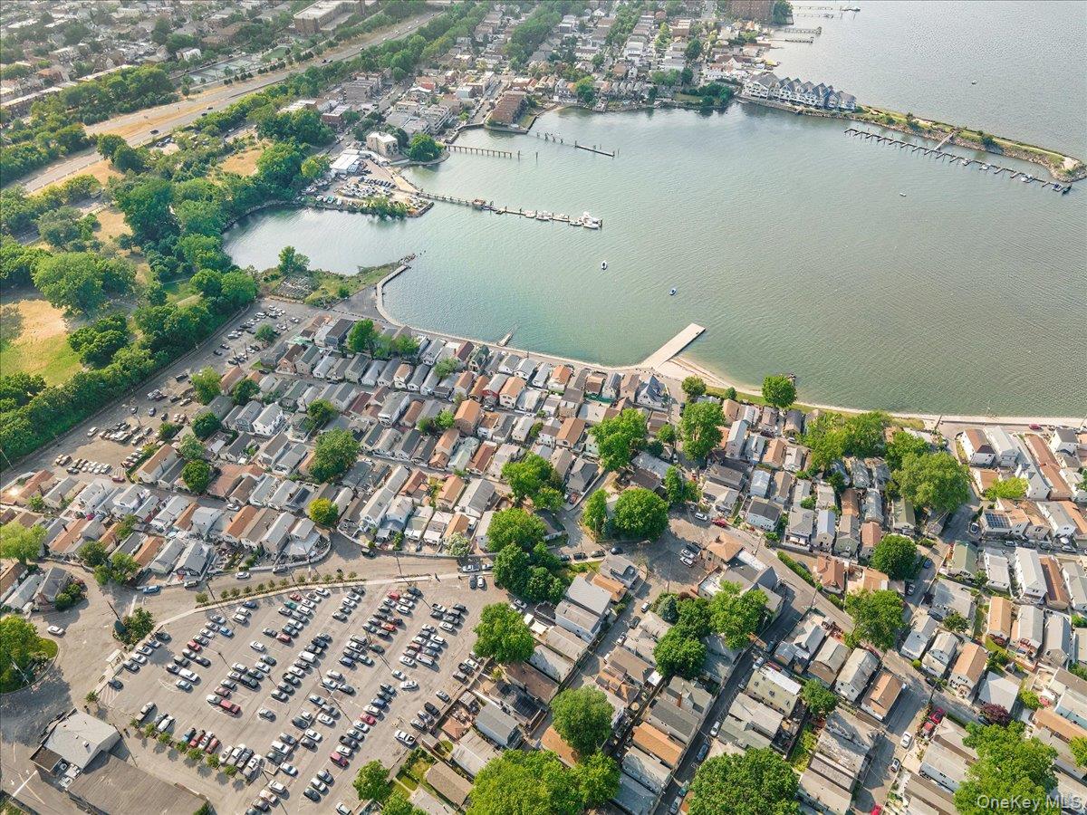 13B Edgewater Park # 13B, Bronx, NY 10465