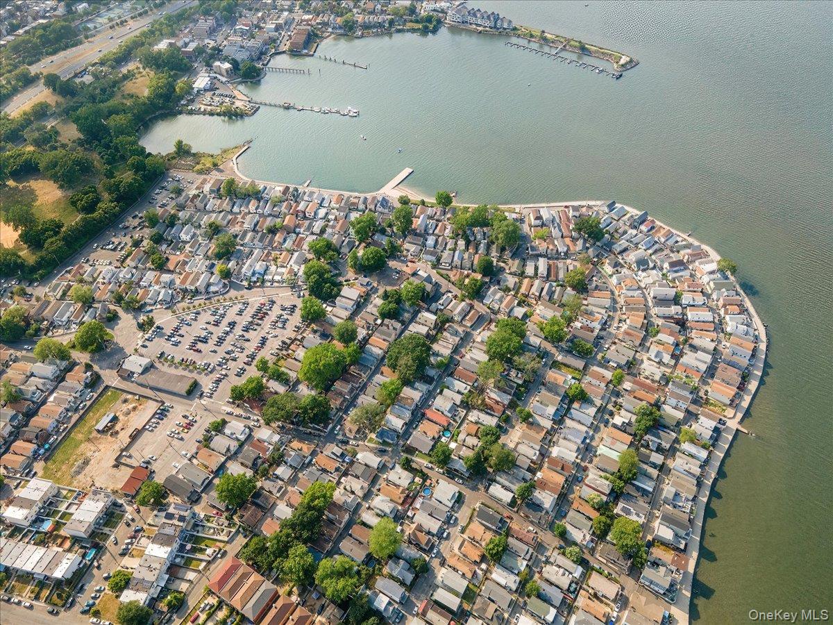 13B Edgewater Park # 13B, Bronx, NY 10465