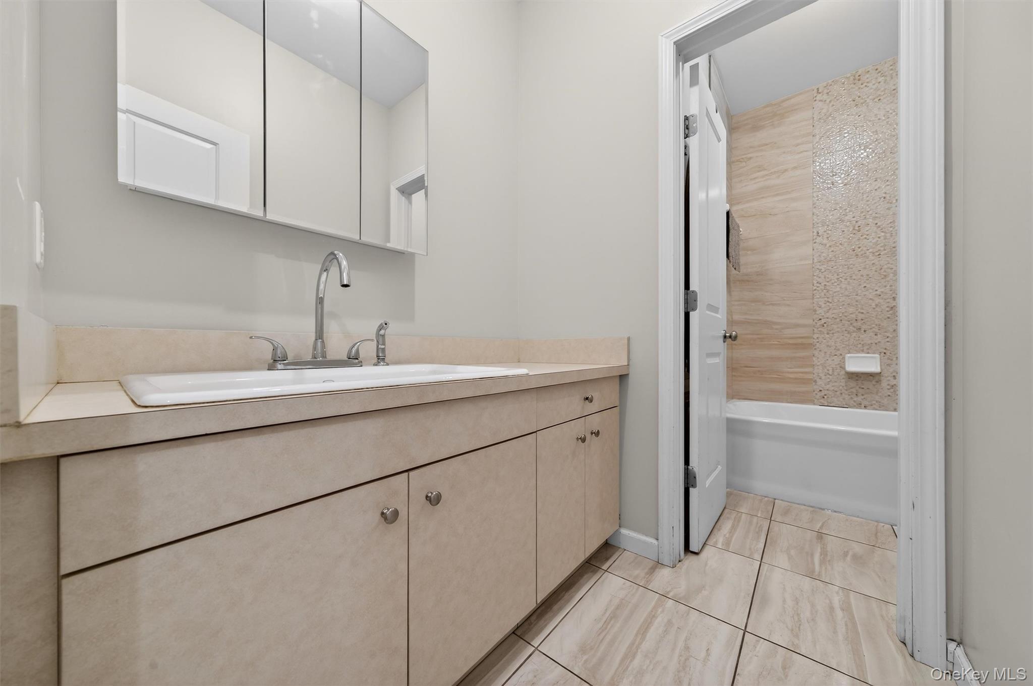 2 Kerestier Court # 301, Monroe, NY 10950