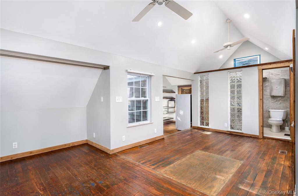 56 Foster Avenue, Hampton Bays, NY 11946