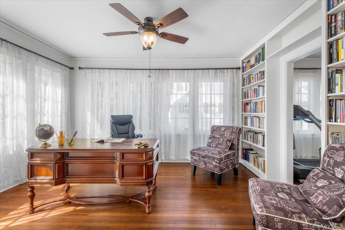 9 Lockwood Road, Scarsdale, NY 10583