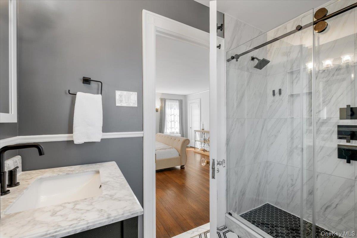 9 Lockwood Road, Scarsdale, NY 10583