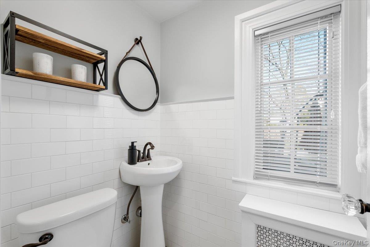 9 Lockwood Road, Scarsdale, NY 10583