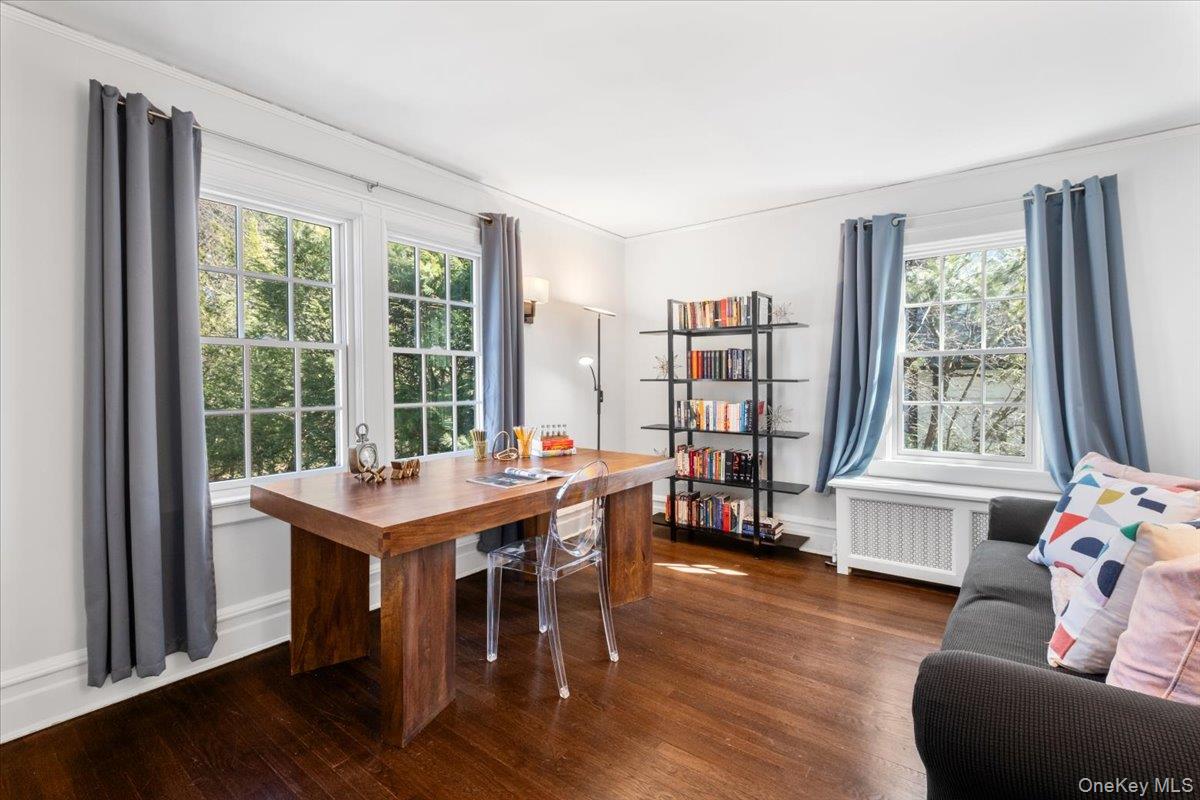 9 Lockwood Road, Scarsdale, NY 10583