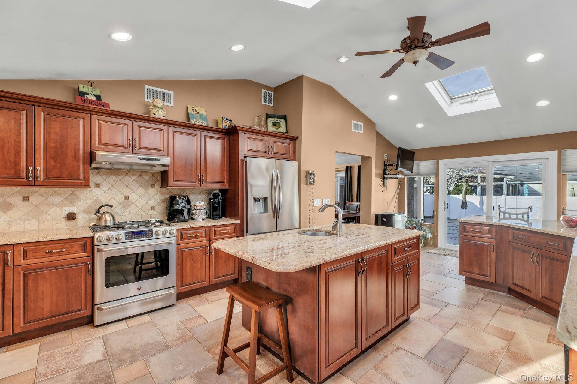 1044 Commack Road, Dix Hills, NY 11746